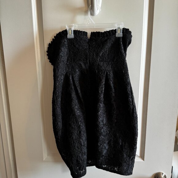 Alice + Olivia Lace Strapless Dress - Picture 4 of 8